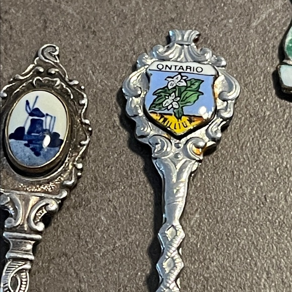 Trillium Silver Floral Spoon - Picture 15 of 16